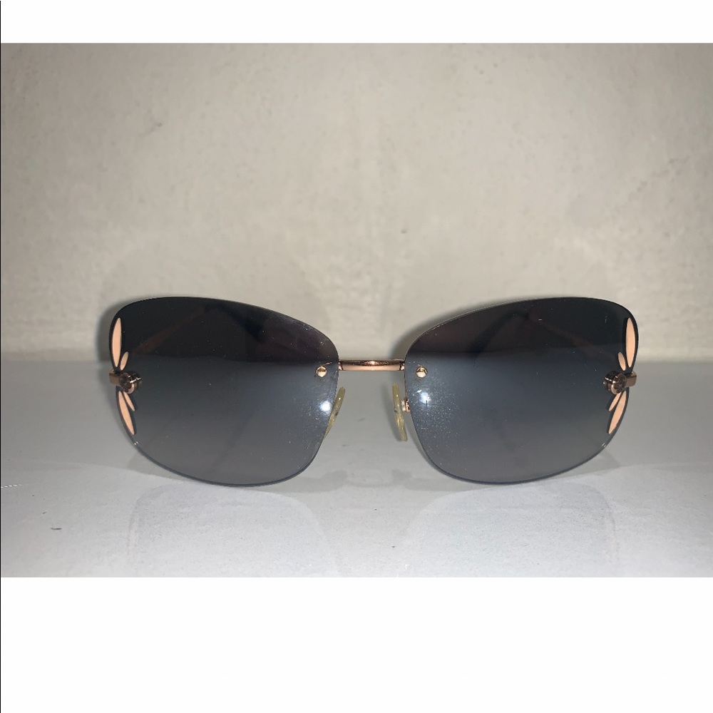 ❌SOLD❌Louis Vuitton lily sunglasses gold brown